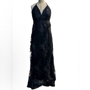 Lulus Black Lace Maxi Dress net sz Medium